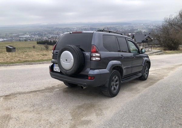 Toyota Land Cruiser cena 43900 przebieg: 330205, rok produkcji 2005 z Zakliczyn małe 211